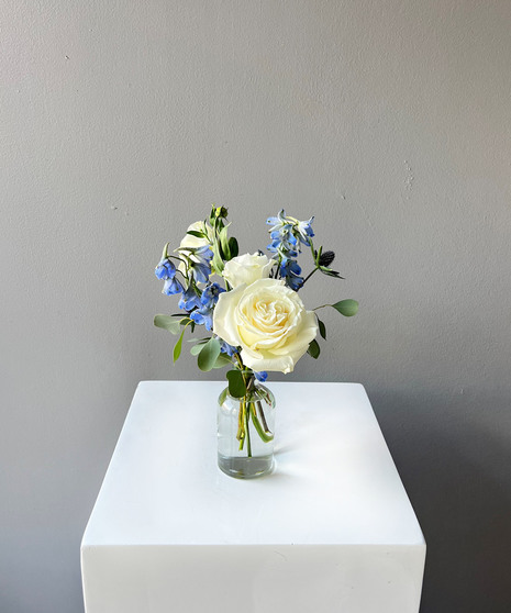 Something Blue Budvase