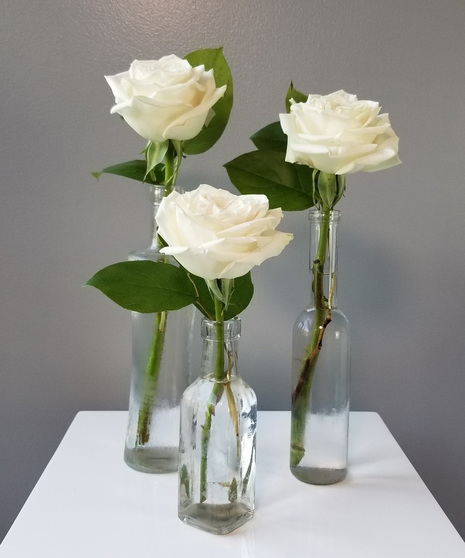Classic Rose Budvase Trio