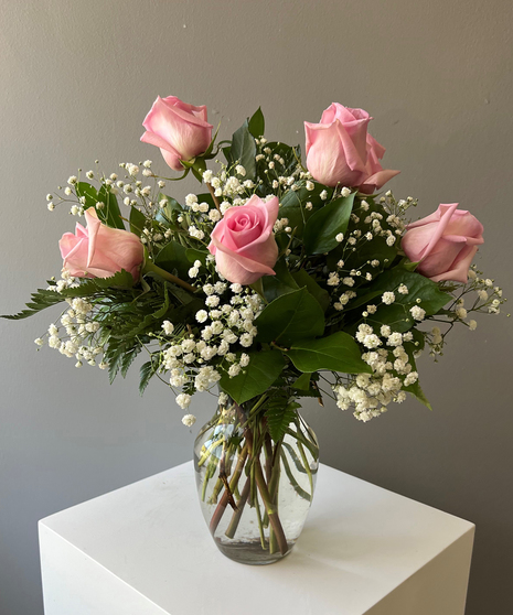 6 Light Pink Roses