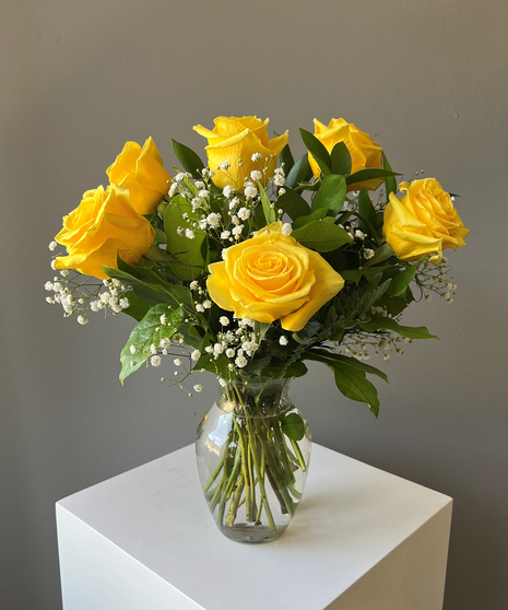 6 Yellow Roses
