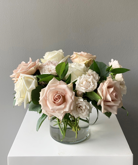 Classic Roses Blush Centerpieces | Baltimore (MD) Same-Day Wedding ...