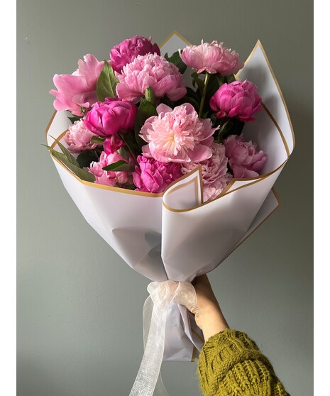 Peony Hand-Tied Bouquet