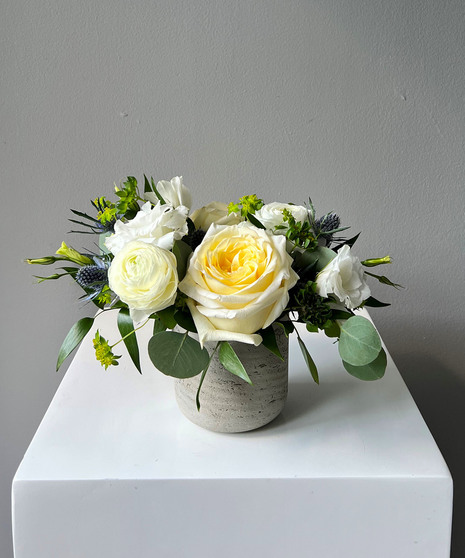 neutral petite floral arrangement