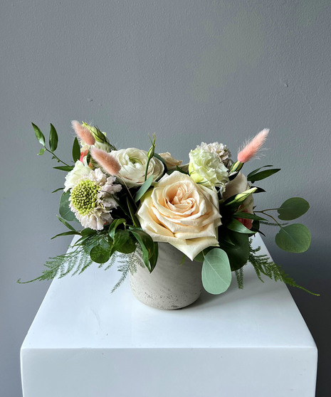 neutral petite floral arrangement