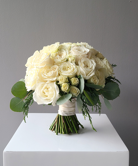 Winter Rose Classic Bouquets